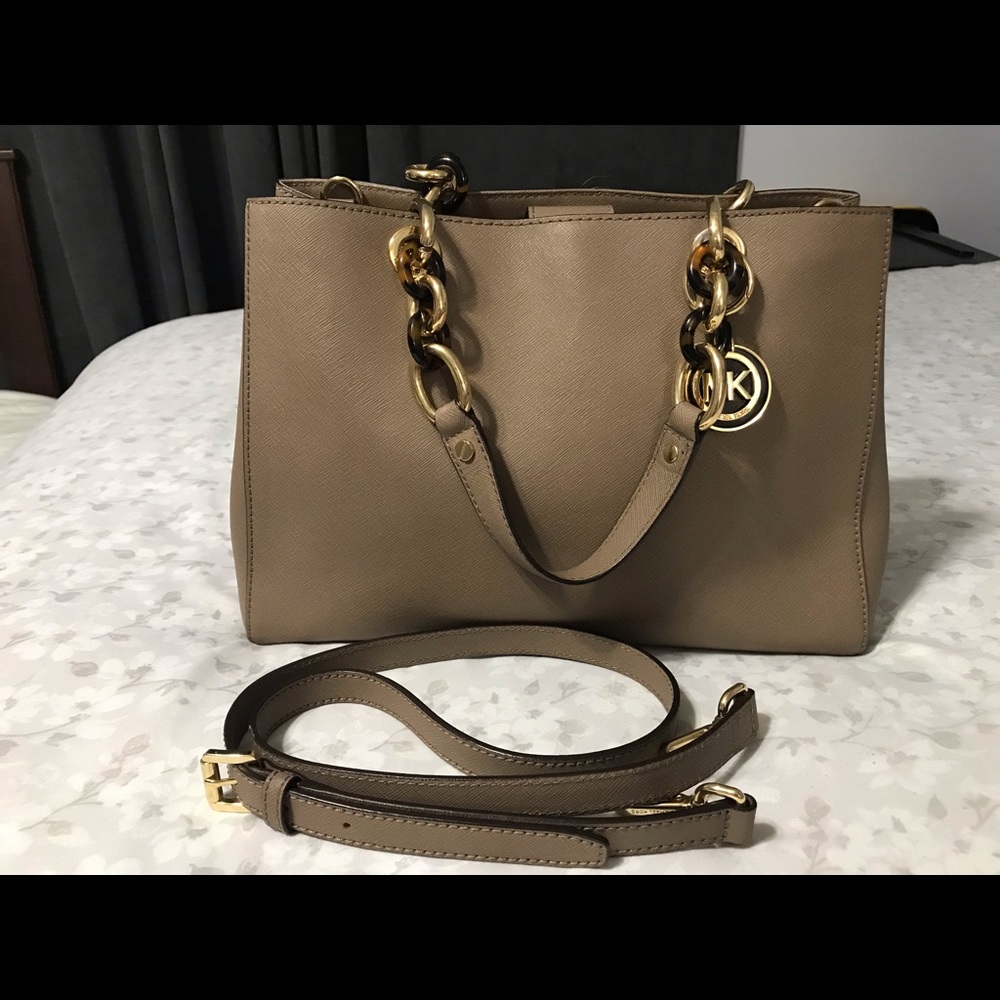 Michael Kors Cynthia satchel